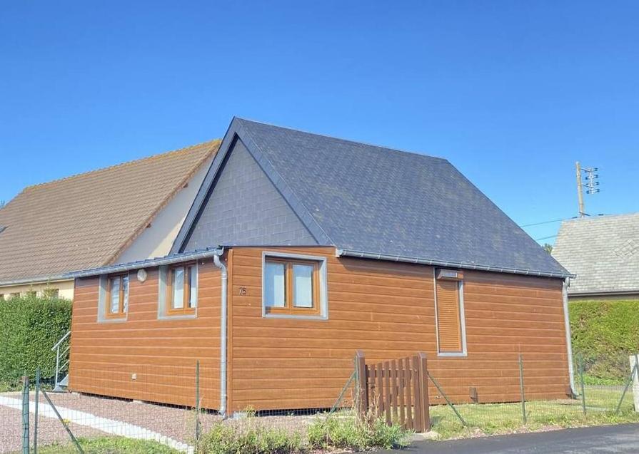 Chaleureux Chalet En Bord De Mer Merville-Franceville-Plage Exteriér fotografie