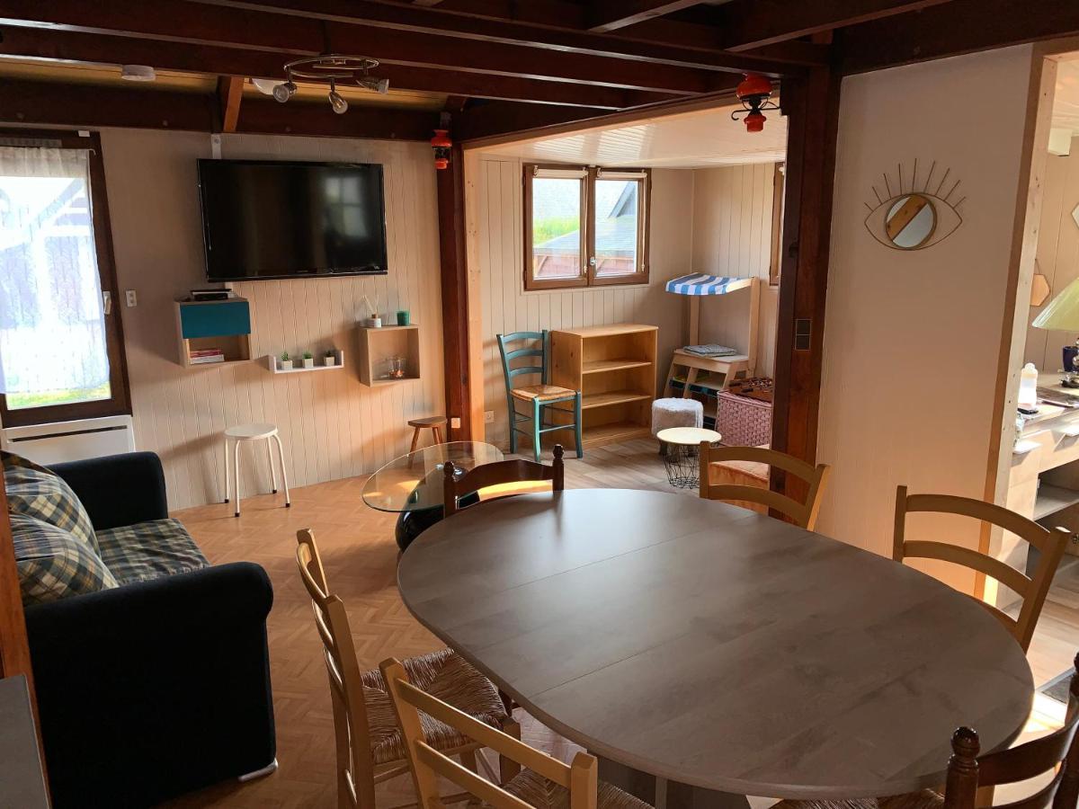 Chaleureux Chalet En Bord De Mer Merville-Franceville-Plage Exteriér fotografie